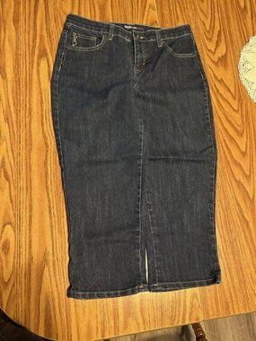 Style & Co Capris Sz 6